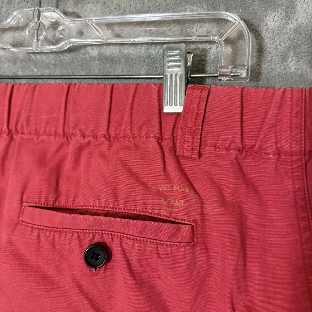 Tommy Bahama Men's Nantucket Red Cargo Shorts Medium Drawstring Elastic Waist
